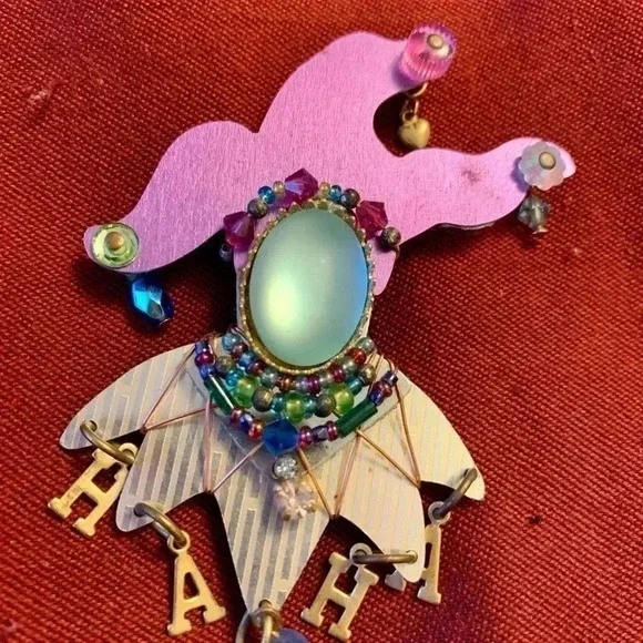 Vintage Liztech Brooch Mardi Gras Signed Colorful Design Hand wired - Picture 3 of 7